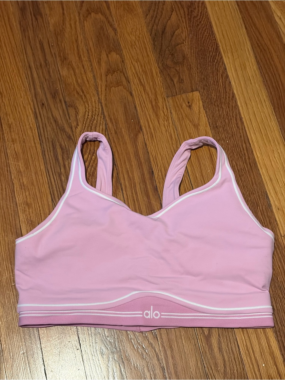 ALO Yoga airbrush heart throb Sports Bra in candy heart pink/white large